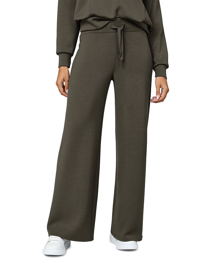 Spanx Dark Palm Air Essentials Wide Leg Pants - Trendy and Comfortable! –  L. Mae Boutique