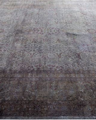 Fine Vibrance M1411 Area Rug, 8'2" x 10'4"