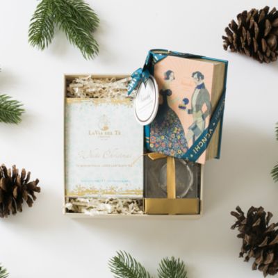 Tasty Ribbon - A Christmas Tale Tea and Chocolates Gift Set