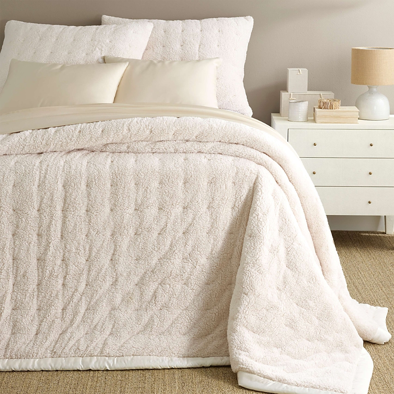 Annie Selke Marshmallow Fleece Puff Coverlet, Full/queen In Ivory