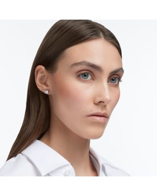 Stilla Stud Earrings