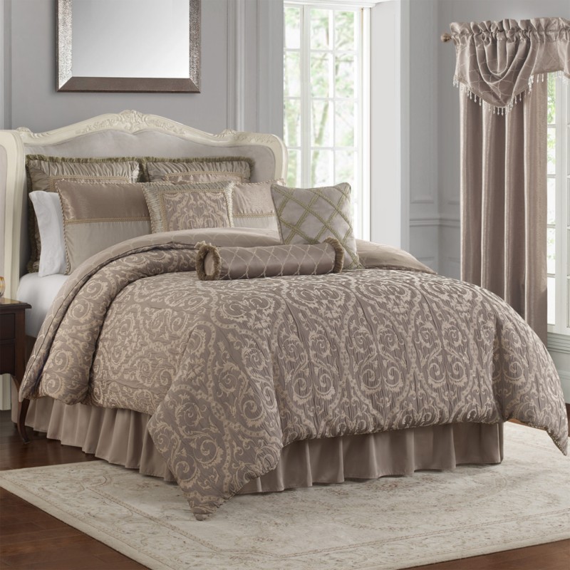 Waterford Hazeldene 6 Piece Comforter Set, Queen in Taupe