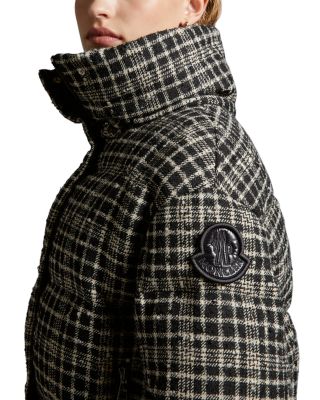 Outrage Hooded Down Jacket
