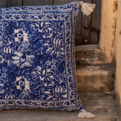 Zuma Quilt with Two Shams, King