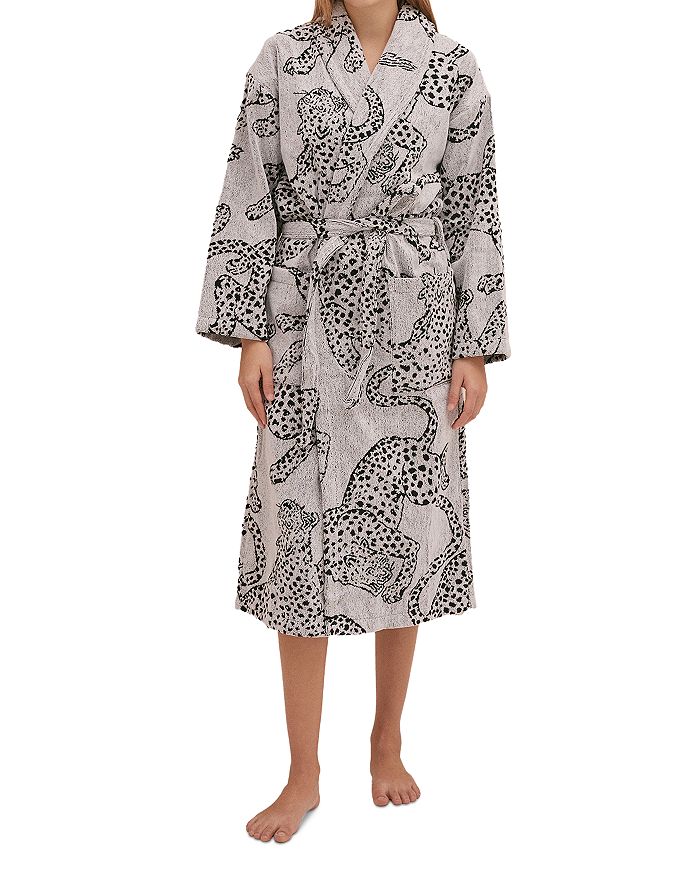 Take A Look About Desmond And Dempsey Robe