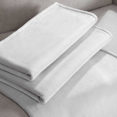 Core Plush Solid Bed Blanket