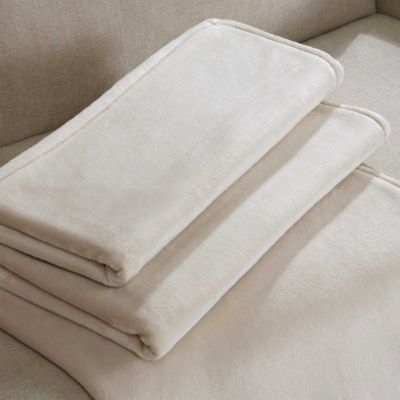 Core Plush Solid Bed Blanket