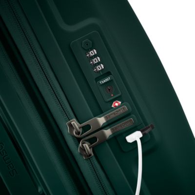 Outline Pro Carry-On Spinner Suitcase