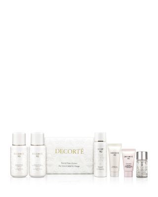 Gift with any $200 Decort&eacute; purchase!