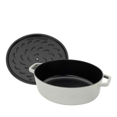 Cast Iron 6.25 Qt. Wide Oval Dutch Oven