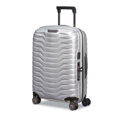 Proxis Carry On Spinner Suitcase