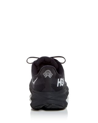 Women&#39;s Clifton 9 GTX Low Top Sneakers