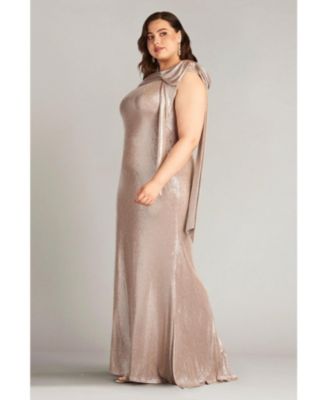 Plus Valia Bow-Shoulder Lam Gown