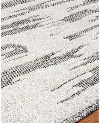 Exquisite Rugs Calibre 4460  Area Rug Collection