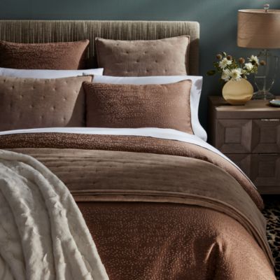 Hudson Park Collection - Allegatore Bedding Collection