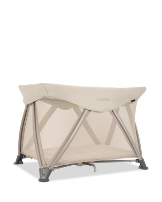 SENA™ aire Play Yard & Travel Crib + SENA™ series changer