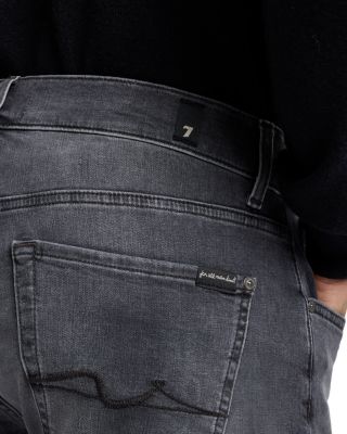 The Straight Fit Jeans in Cordonazo