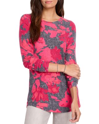 NZT BY NIC+ZOE - Shadow Floral Long Sleeve Shirttail Tee