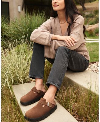 Women&#39;s Boston Chunky Platform Clogs