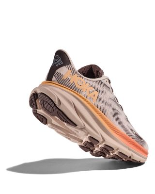 Women's Clifton 9 GTX Low Top Sneakers