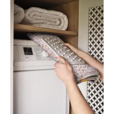 Swift Folding Iron And Steaming Mat