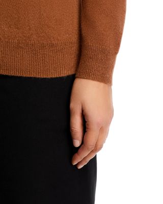 100% Cashmere Turtleneck Sweater - Exclusive