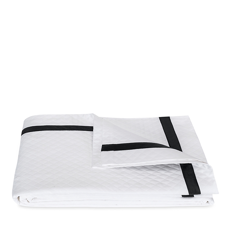 Matouk Lowell Diamond Matelasse Coverlet, King In Black