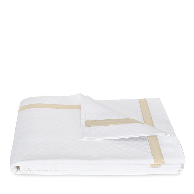 Matouk Lowell Diamond Matelasse Coverlet, King In Dune