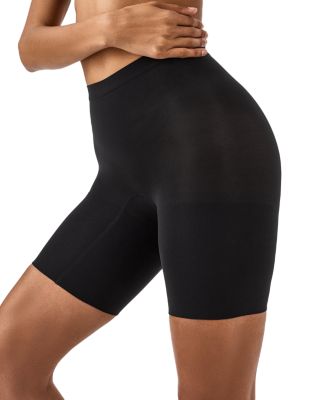 SPANXsculpt™ Seamless Power Mid-Thigh Short