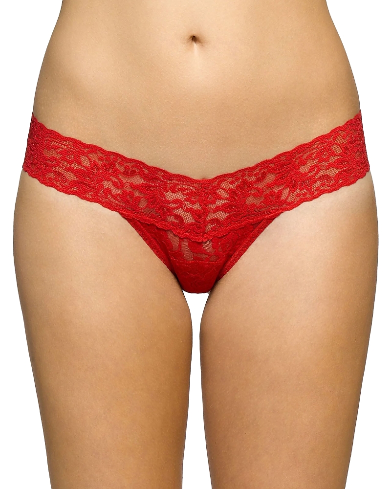 Hanky Panky Signature Lace Low Rise Thongs In Red