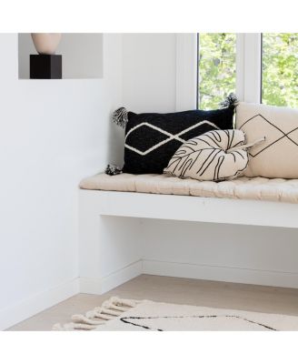 Leaf Cushion - 1' x 1' 8"