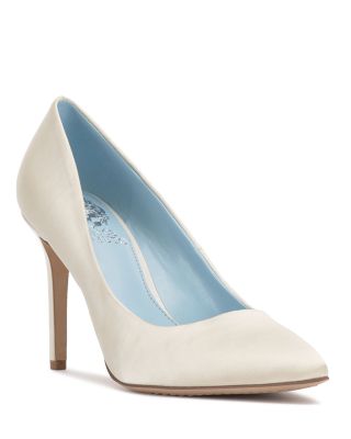 VINCE CAMUTO - Women's Savilla Pointed Pumps
