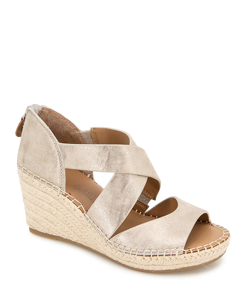 Gentle Souls By Kenneth Cole Corinne Wedge Sandal In Gravel Leather