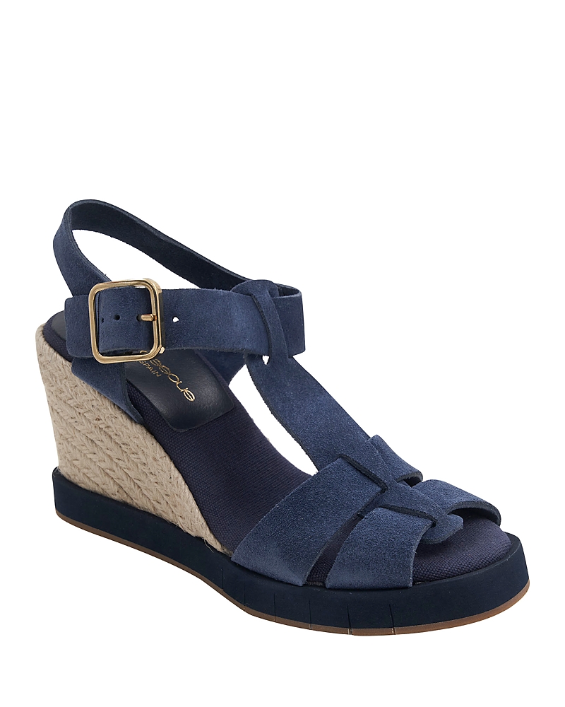 ANDRE ASSOUS WOMEN'S FARAMI SOLE MOTION WEDGE SANDALS