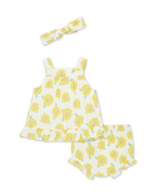 Our Tie Front Sunflower Print Tube Top & Shorts Set is such a vibe - ROWE