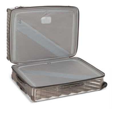 19 Degree Lightweight Extended Trip Extra Large Checked Bag