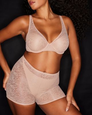 Pretty Smooth Seamless Underwire Bra