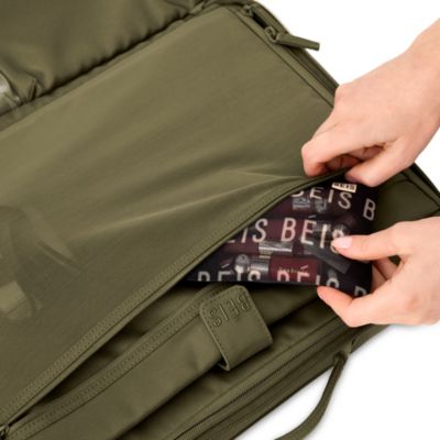 The Ultimate Travel Duffle Bag in Olive