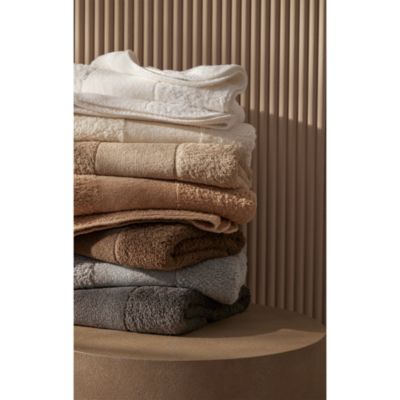 Super Line Towels - Exclusive