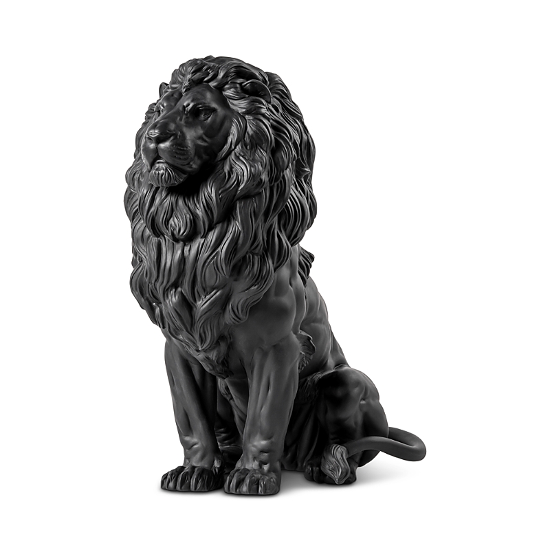Lladrò Majestic Lion Sculpture