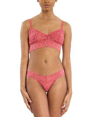 Signature Lace Low Rise Thongs