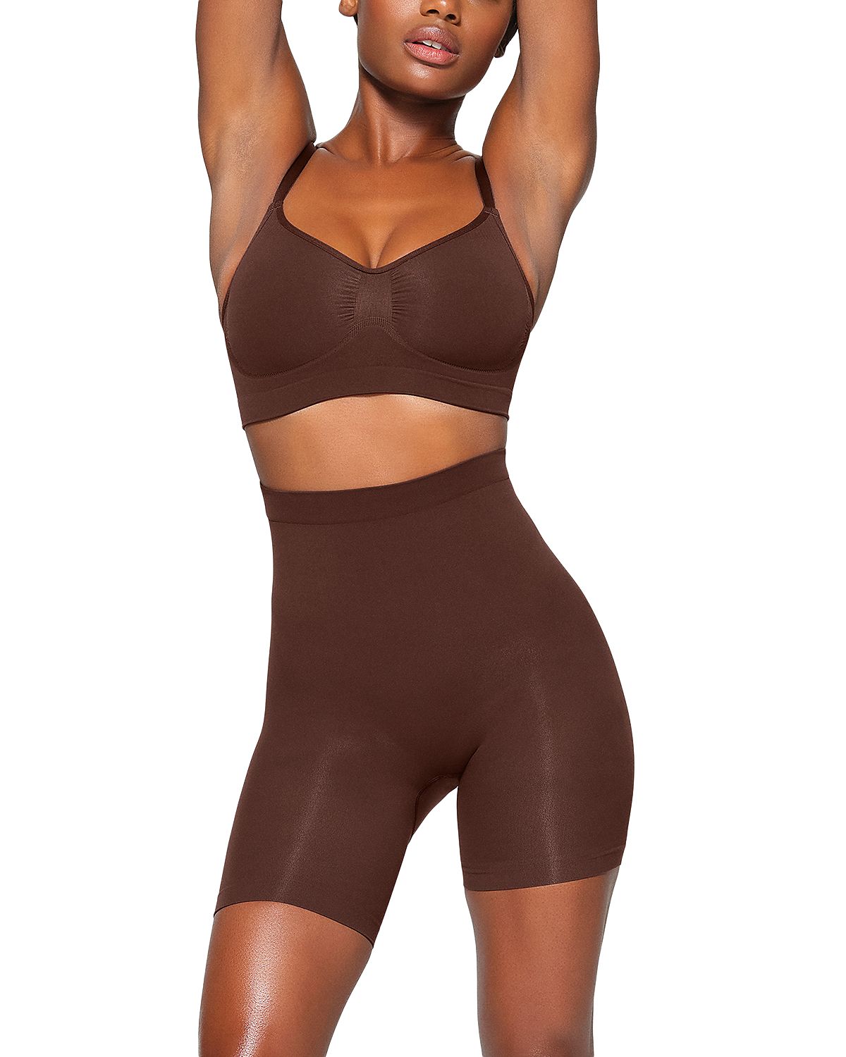 Skims Seamless Sculpt Mid Thigh Shorts