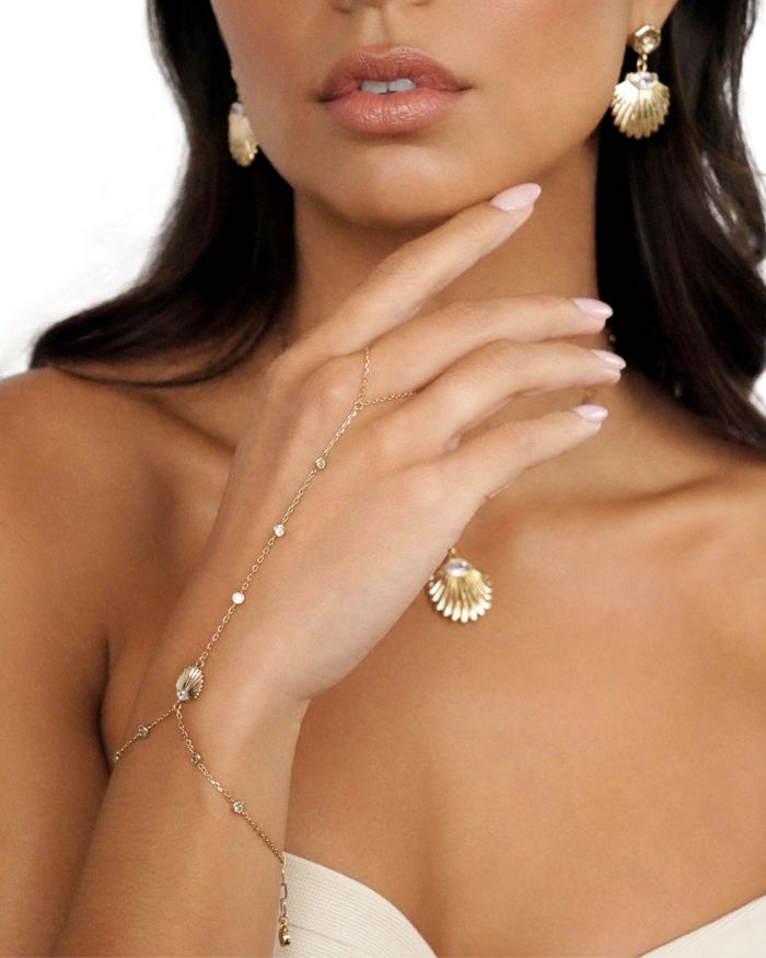 Santorini Cubic Zirconia Shell Hand Chain