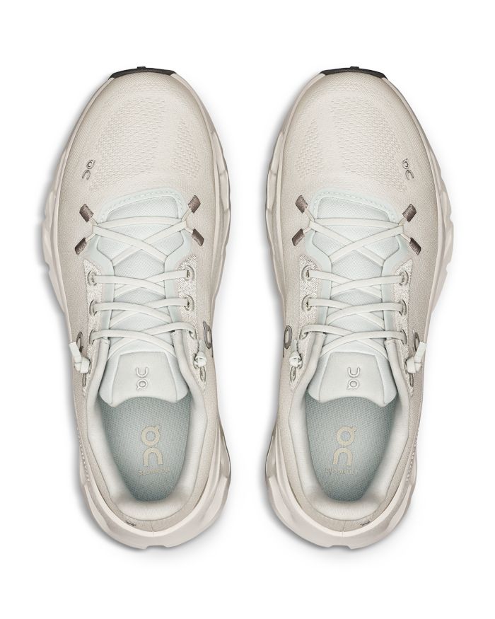 Women's Cloudtilt Low Top Sneakers