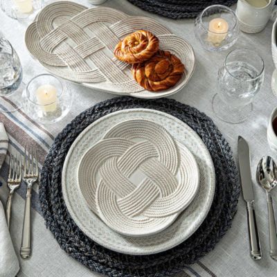 Le Panier Mystic Knot 15" Hostess Tray