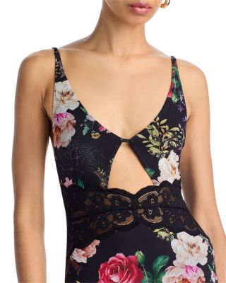 Elyse Keyhole Maxi Dress