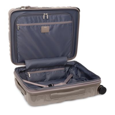 19 Degree Continental Expandable 4-Wheel Carry-On
