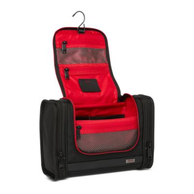 Alpha 3 Hanging Toiletry Kit