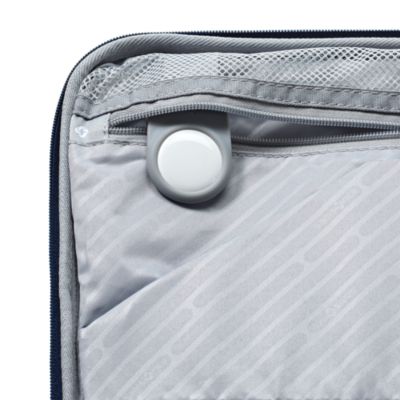 Paralux Global Expandable Spinner Carry On Suitcase