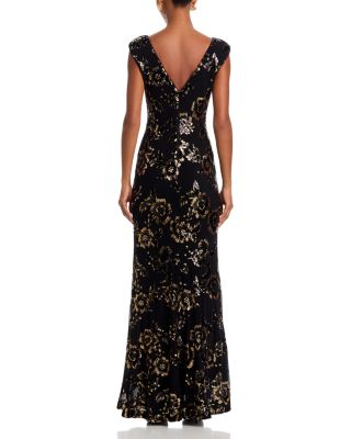 Extended Cap Sleeved Gown 